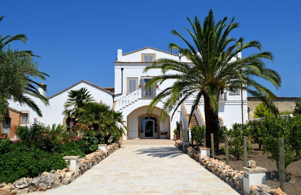Masseria Celentano Relais & Agriturismo San Severo Habitación foto